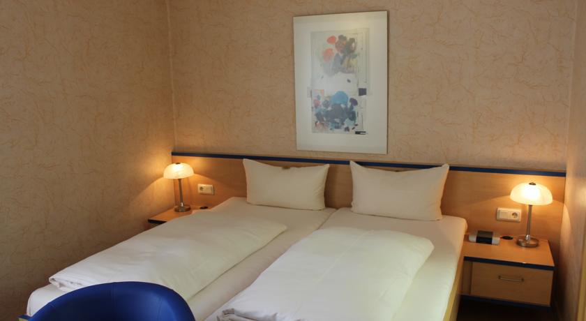 Hotel Chassalla Kassel Room photo